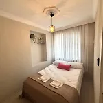 Pink House - Location By Seashore, Fiber Internet * Provincia di Istanbul