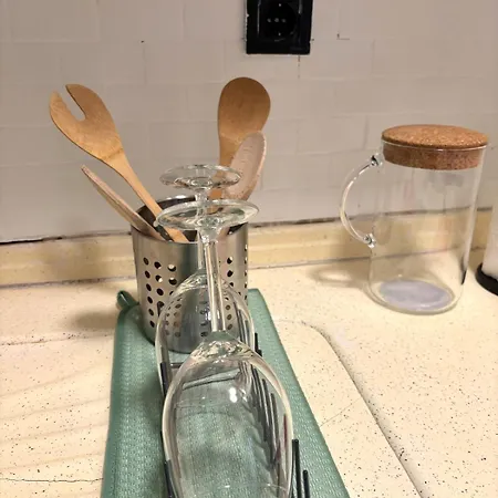 Pink House - Location By Seashore, Fiber Internet Villa