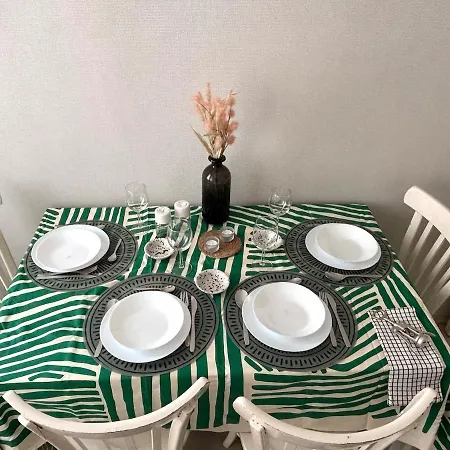 Pink House Walk Everywhere, 3br, Fiber Internet * Istanbul