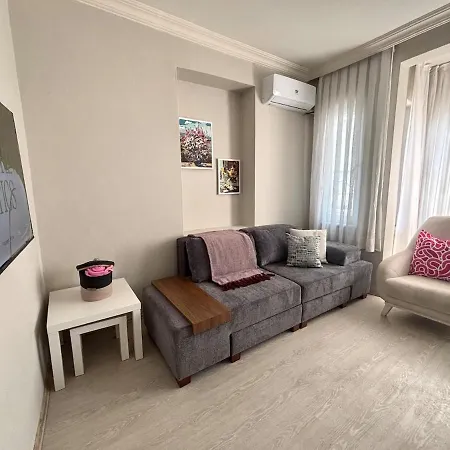 Villa Pink House Walk Everywhere, 3br, Fiber Internet
