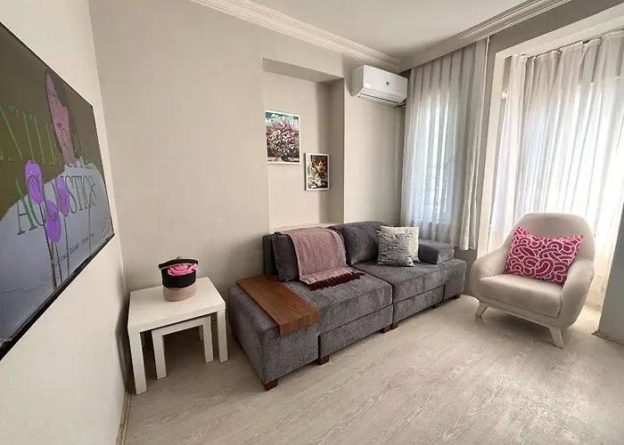 Villa Pink House - Location By Seashore, Fiber Internet